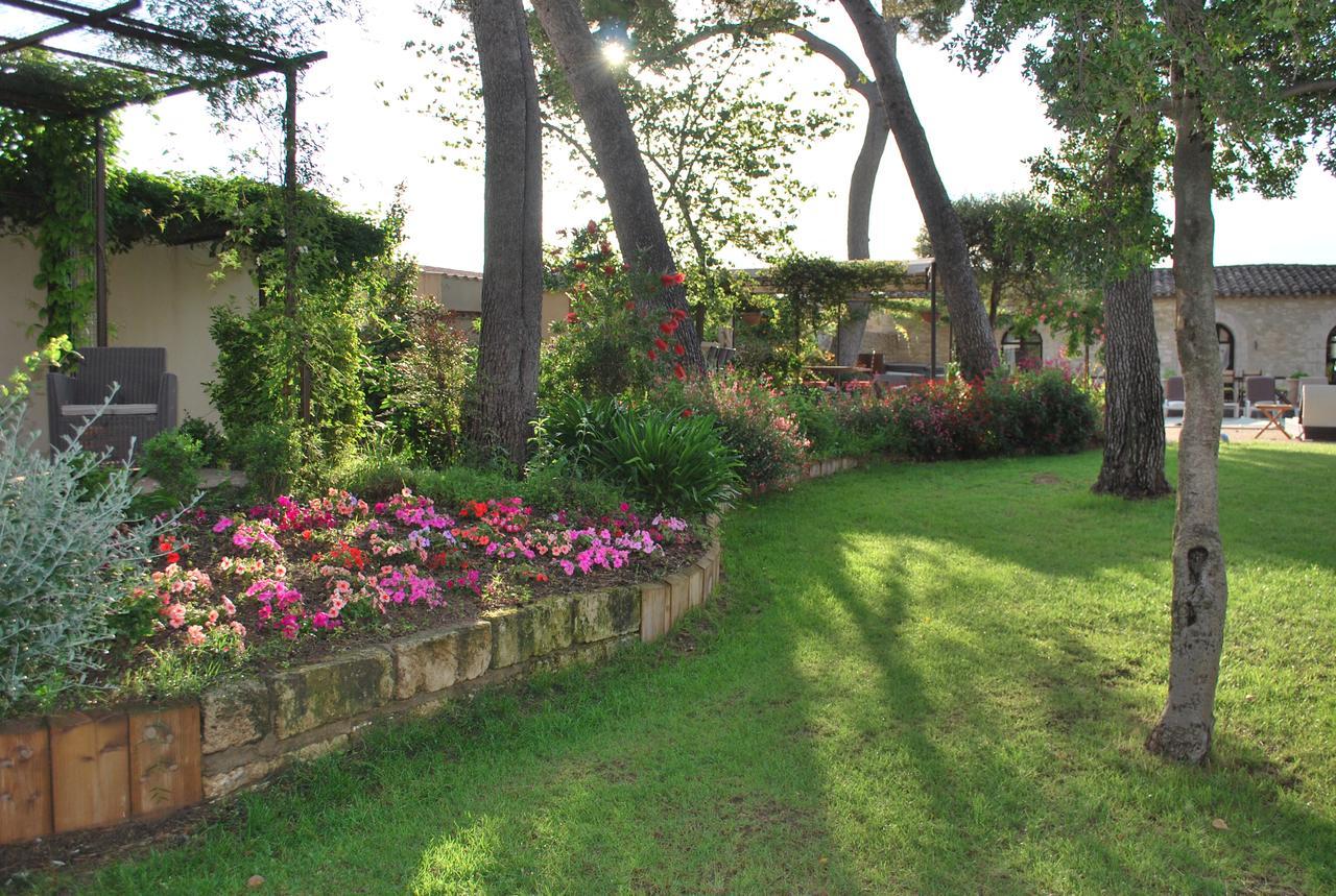 Chateau Sainte Colombe Bed & Breakfast Exterior photo