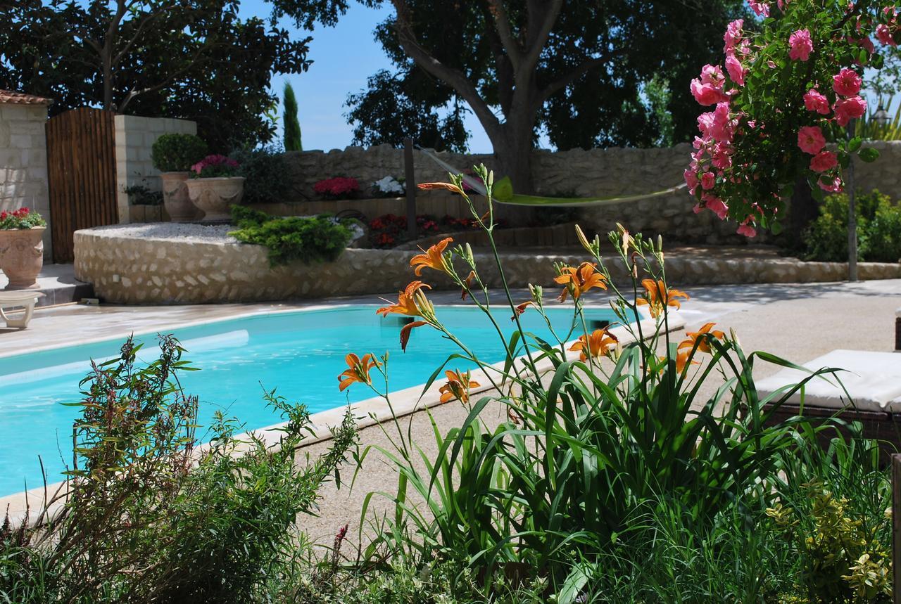 Chateau Sainte Colombe Bed & Breakfast Exterior photo