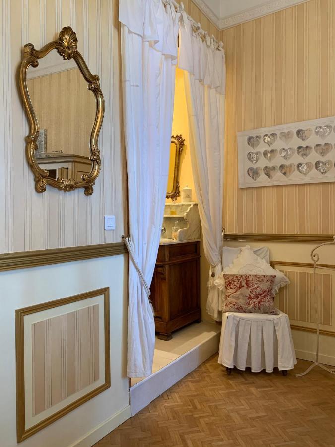 Chateau Sainte Colombe Bed & Breakfast Exterior photo